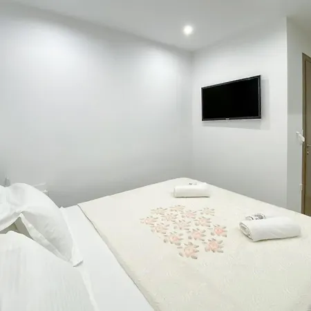 Garden Appartment Ioannina Exterior foto