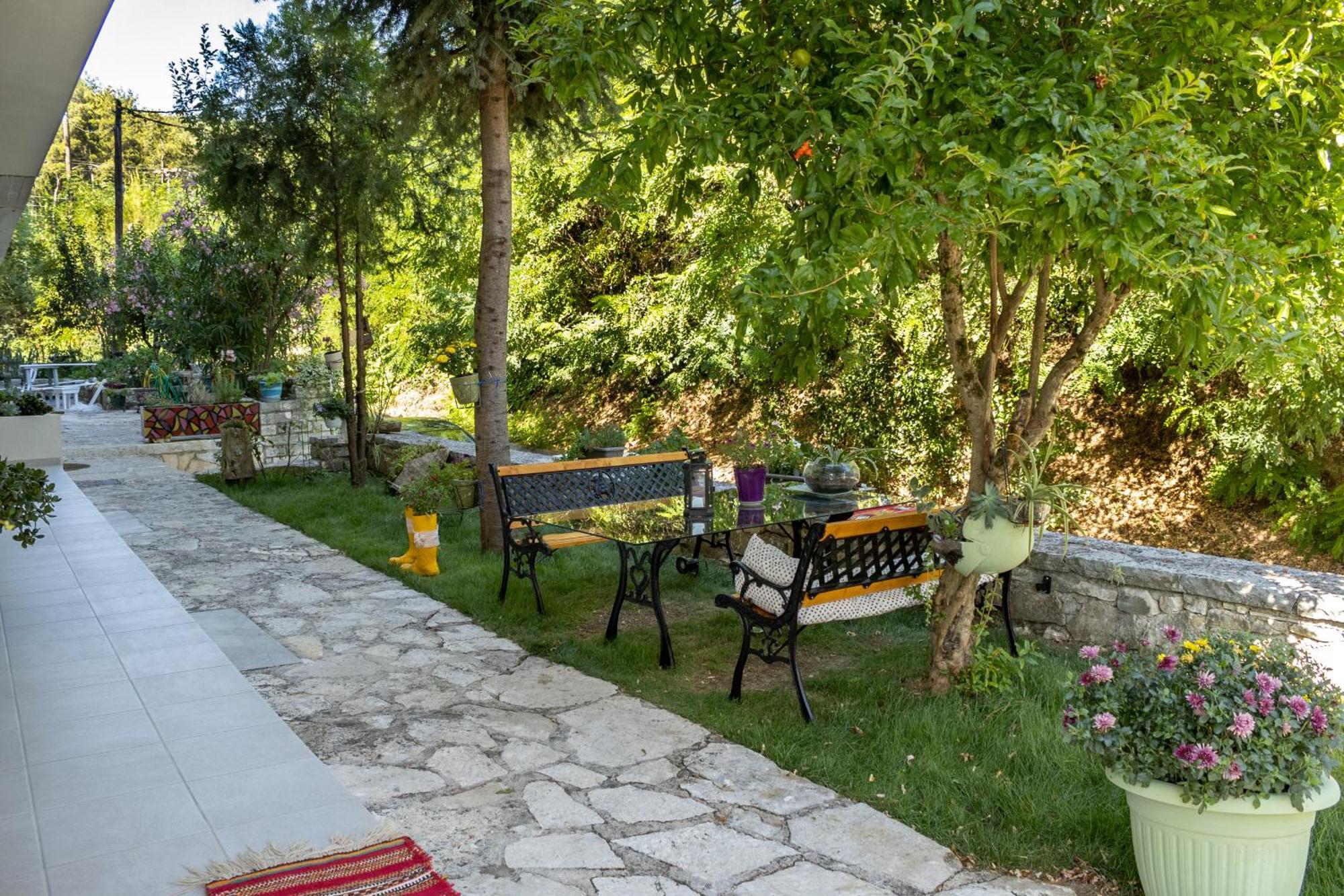 Garden *