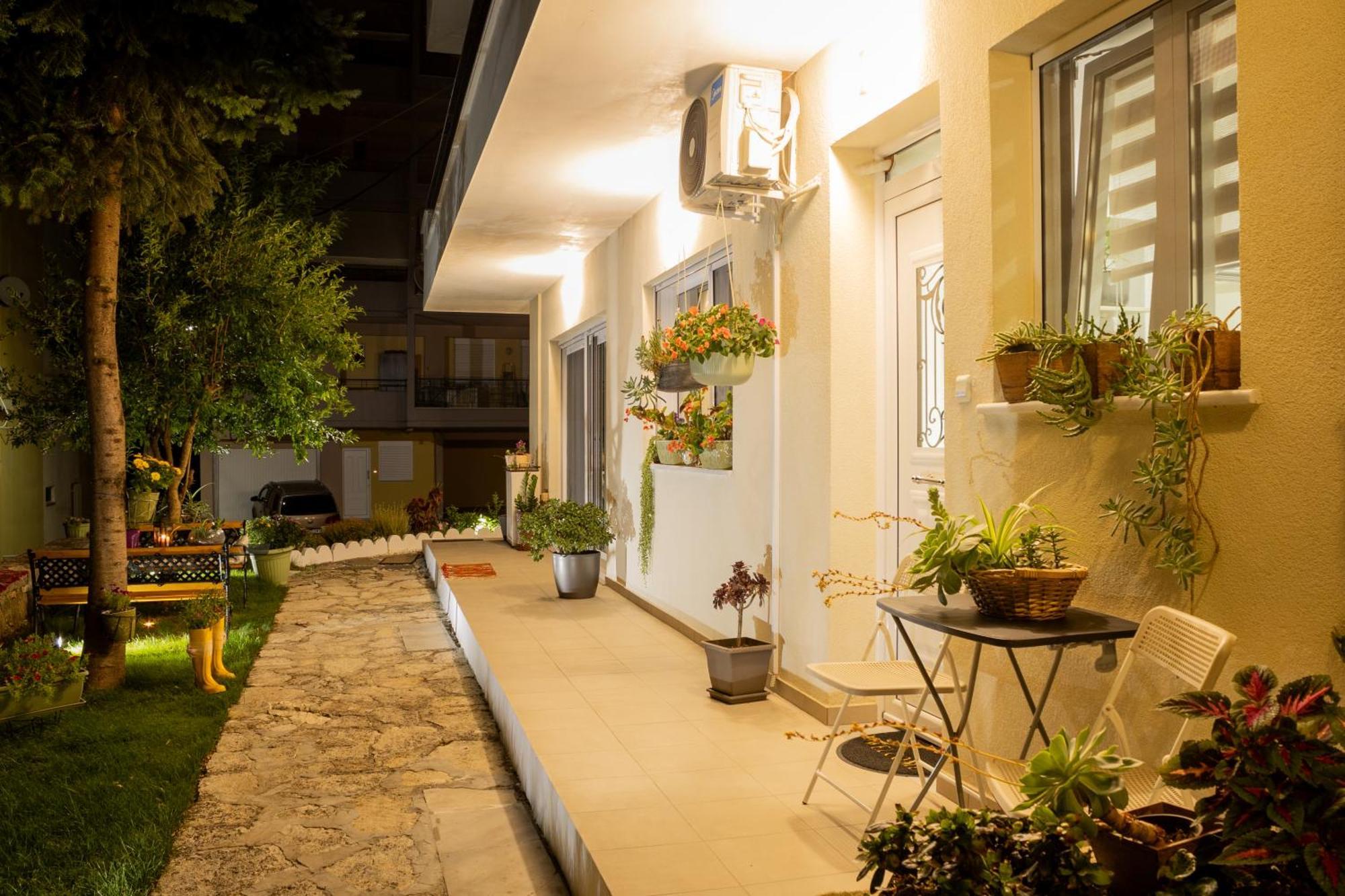 Apartment Garden Ioannina