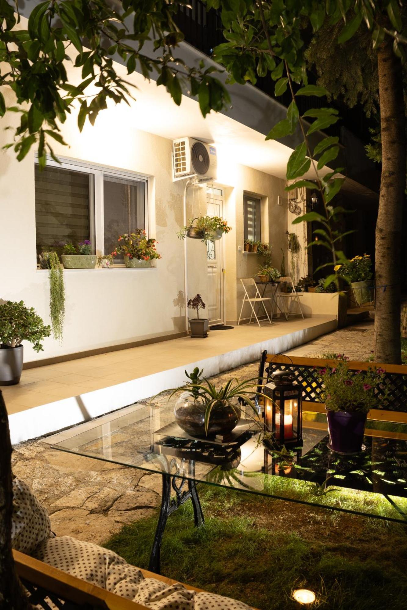 Apartment Garden